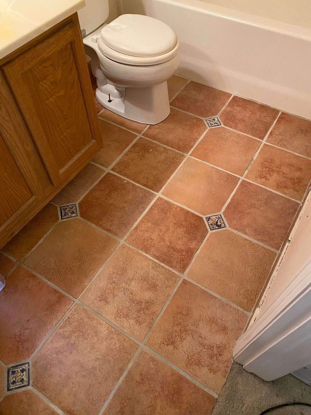 Deep cleaning a heavily soiled room